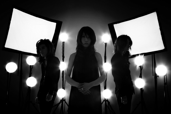 Kolme levyä kerralla, kaikki on Tokion suunnalta – Boris.