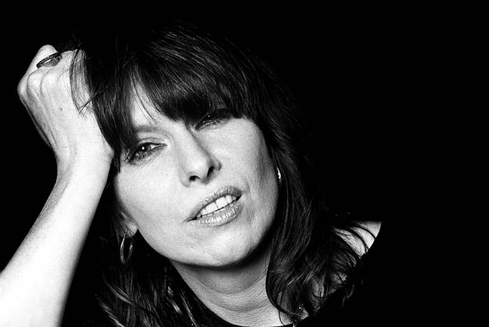 ChrissieHynde Chrissie Hynde aikoo käyttää mielikuvitustaan.