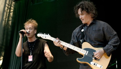 #101 Eppu Normaali – Suolaista sadetta (2004)