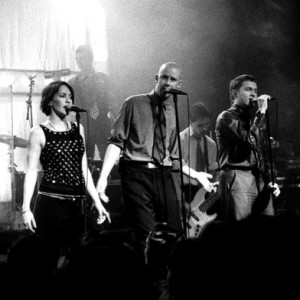 #67 Ultra Bra – Heikko valo (2000)