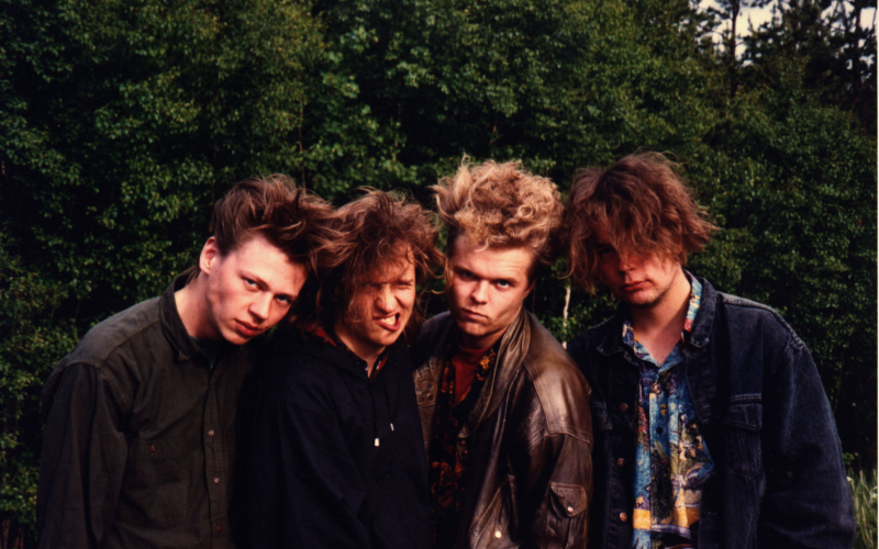 #20 Aknestik – Missä on mun sinitaivas? (1998)