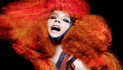 Kuinka Björk katosi omaan universumiinsa – neljä sisäsiittoista albumia