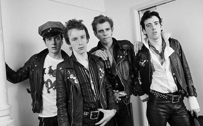 #7 The Clash – London Calling