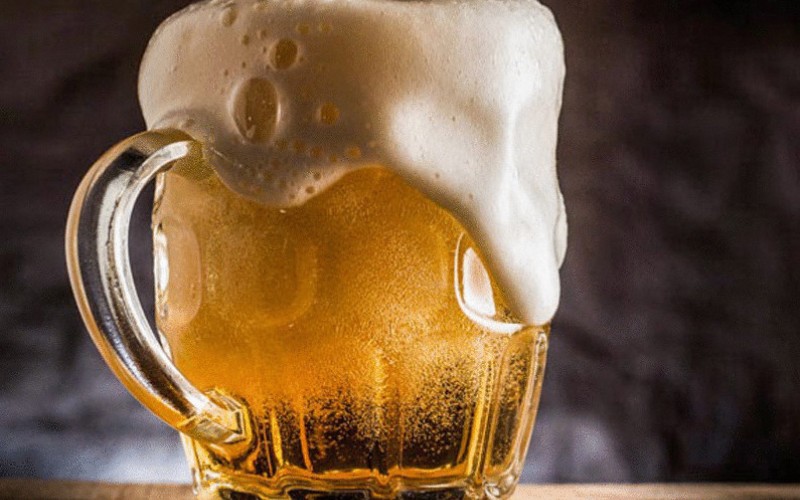 ”Berhana Jengi, Bisse Muki Kellarissa!” – 18 vitsikkäintä pseudosuomenkielistä artistinimeä