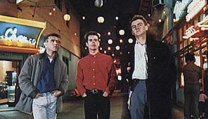 #5 The Crowded House – Don’t Dream It’s Over