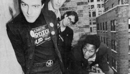 #10 Dead Kennedys – California Über Alles