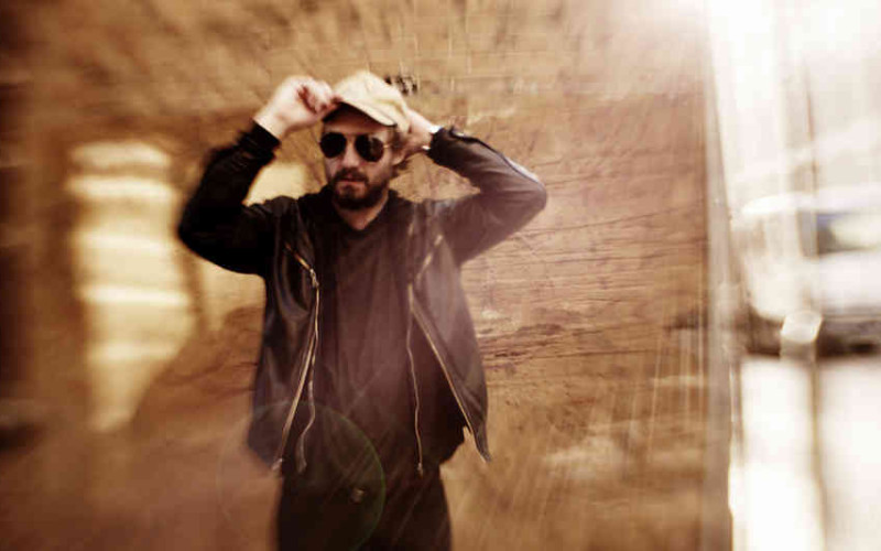 Small Talk: vieraana Phosphorescent