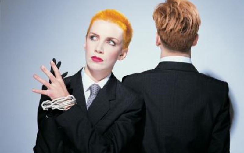 #12 Eurythmics – Sweet Dreams (Are Made of These)