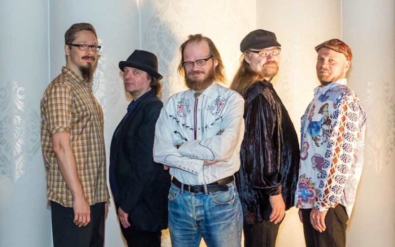 Pekka Myllykoski – yhteiskunnan tarkkailua country-verhon välistä