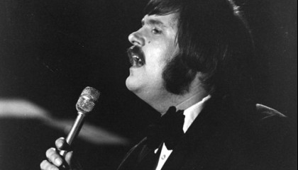 Kosmisia käännöksiä – seitsemän kotimaista scifi-käännöskappaletta