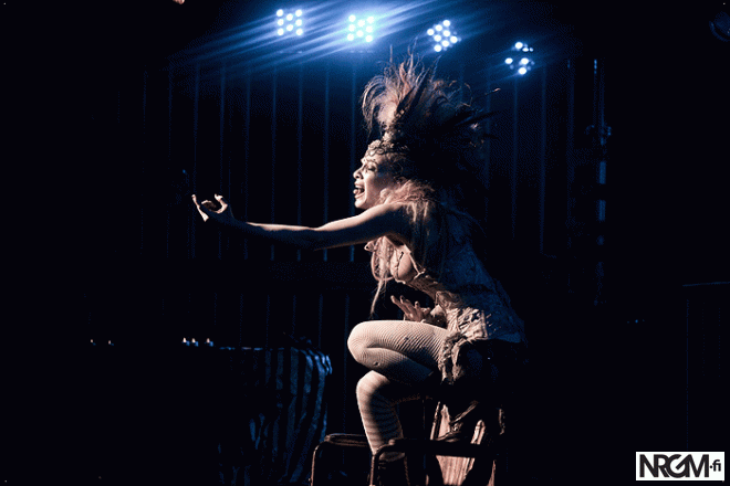 Giffaa hei! #244: Emilie Autumn