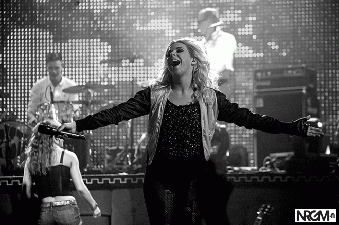 Giffaa hei! #453: Krista Siegfrids