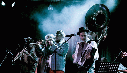 Giffaa hei! #458: The Bad Ass Brass Band