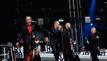 Giffaa hei! #466: Ricky-Tick Big Band & Julkinen Sana