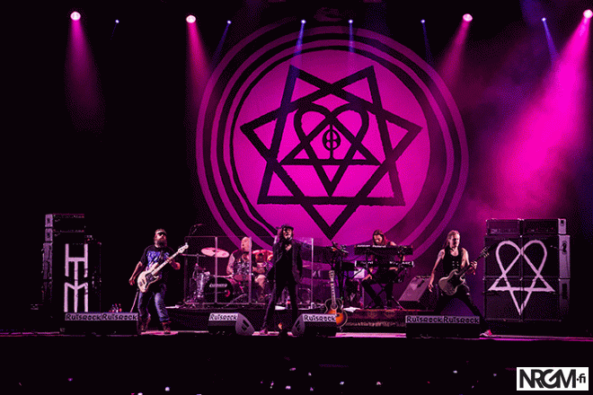 Giffaa hei! #472: Him