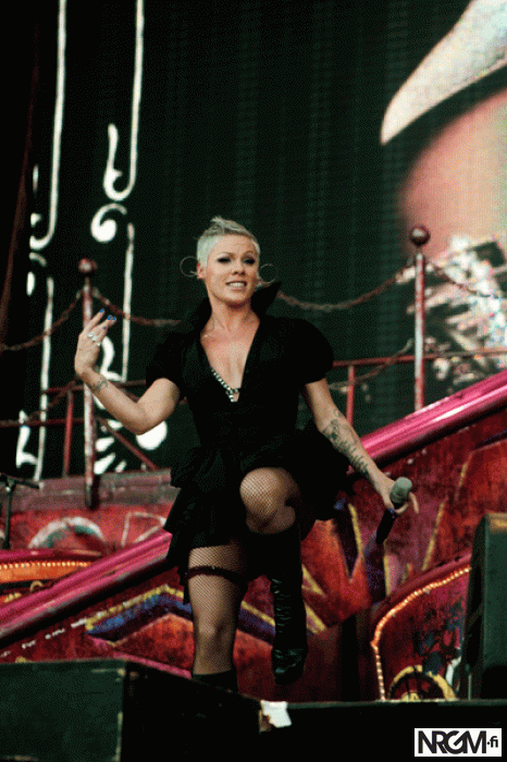 Giffaa hei! #022: Pink