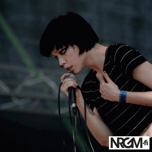 Giffaa hei! #056: Crystal Castles