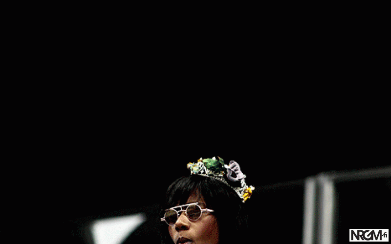 Giffaa hei! #142: Santigold