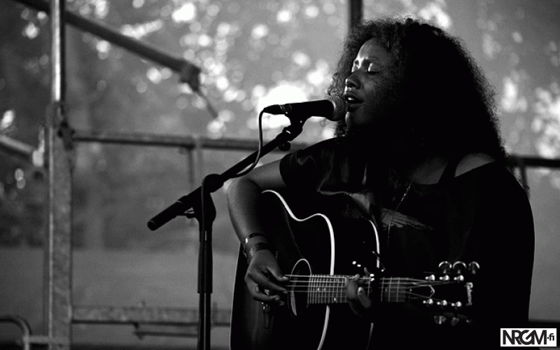 Giffaa hei! #156: Mirel Wagner