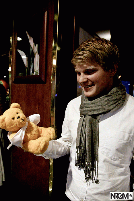 Giffaa hei! #159: Paradise Oskar