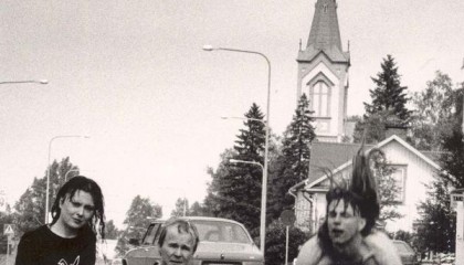 #2 Noitalinna Huraa! – Järvellä (1986)