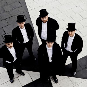 Small talk: vieraana Vigilante Carlström (The Hives)