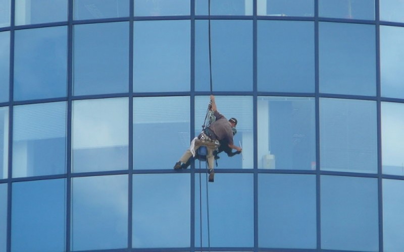 Elämä ikkunan takana