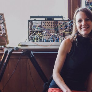 Small Talk: vieraana Kaitlyn Aurelia Smith