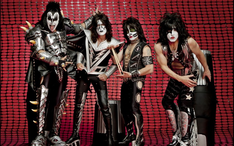 Kiss – Monster