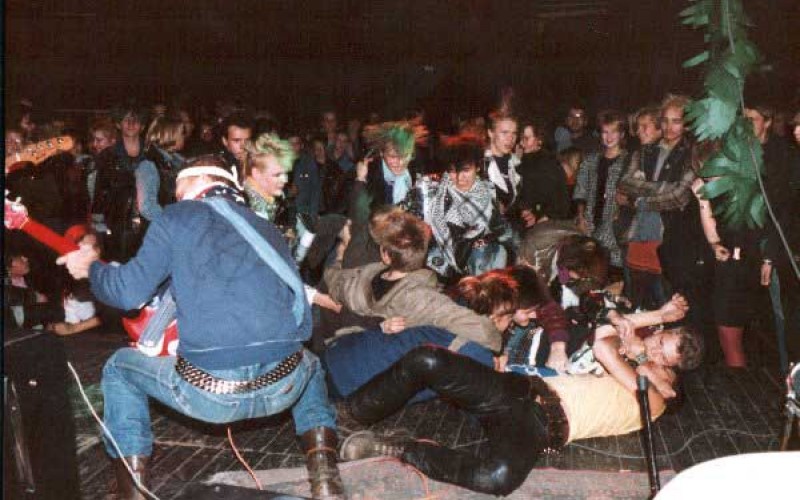 Viisi alkoholisoituneinta kotimaista hardcorepunk-pioneeria