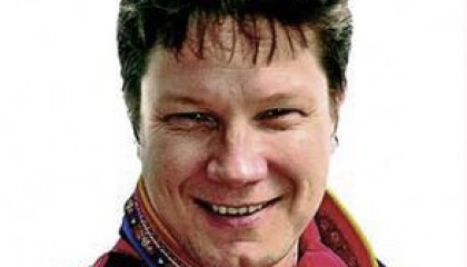 Small talk – vieraana Niko Valkeapää