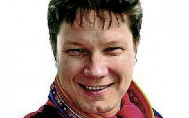 Small talk – vieraana Niko Valkeapää