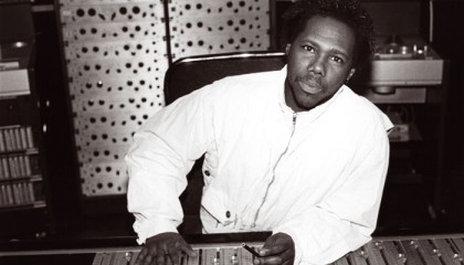 Seikkailu hyvän grooven maassa – 10 Nile Rodgersin tuottamaa albumia