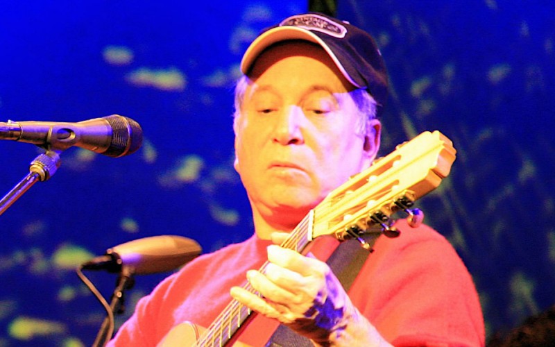 Viisi yllättävää Paul Simoniin liittyvää musiikkityyliä