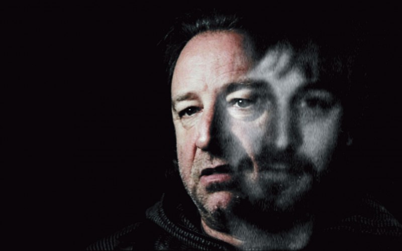 Small talk: vieraana Peter Hook