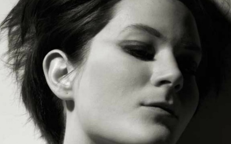 Small Talk: vieraana Billie Lindahl (Promise and the Monster)