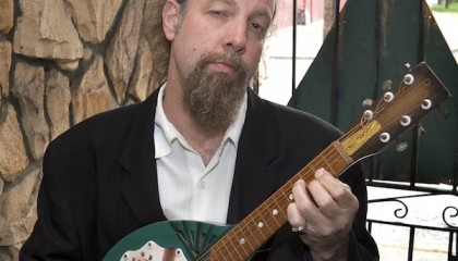 Small talk: vieraana Sir Richard Bishop