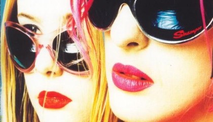 Poptaivaan himmeät muovitähdet, osa 1