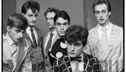 #24 Split Enz – Six Months in a Leaky Boat
