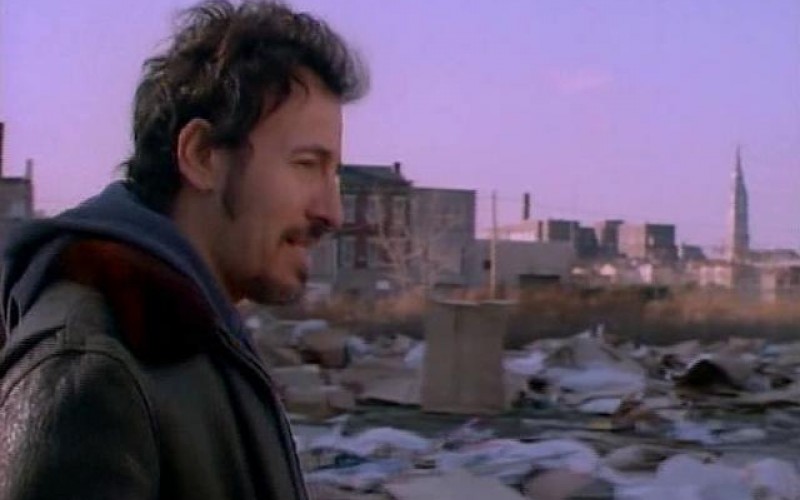 #25 Bruce Springsteen – Streets Of Philadelphia