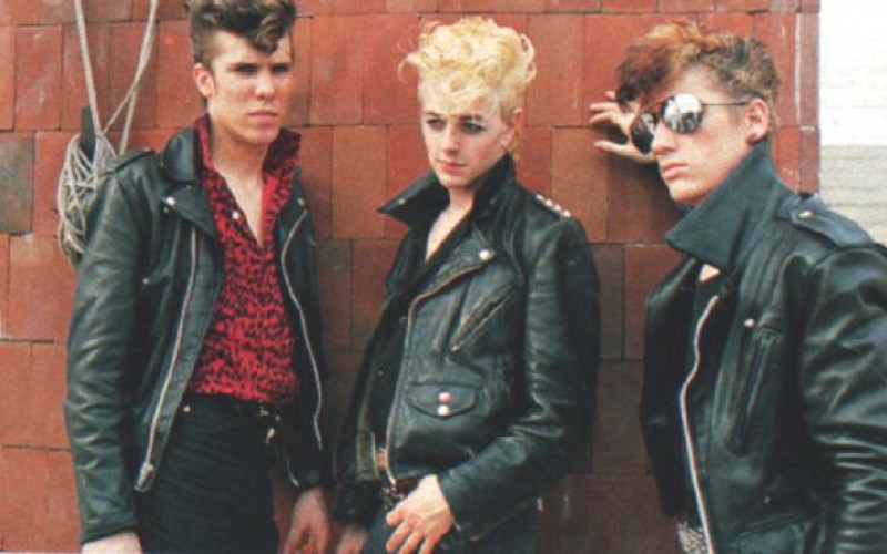 #23 The Stray Cats – Runaway Boys