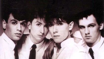 Rakkauden ikä ja muita artistien nimikkolauluja