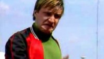 Tartu mikkiin, komeljanttari! Eli 10 suomalaista näyttelijää, jotka kannatti päästää studioon