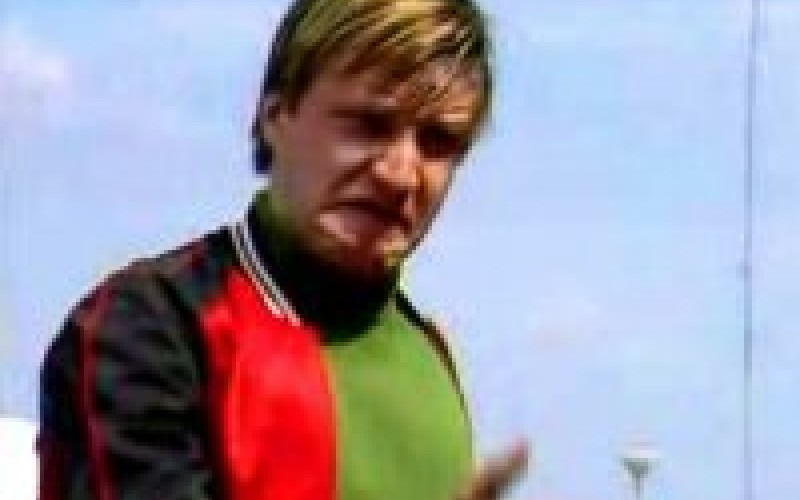 Tartu mikkiin, komeljanttari! Eli 10 suomalaista näyttelijää, jotka kannatti päästää studioon