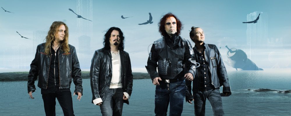 Waltarin värikkäät lainahöyhenet