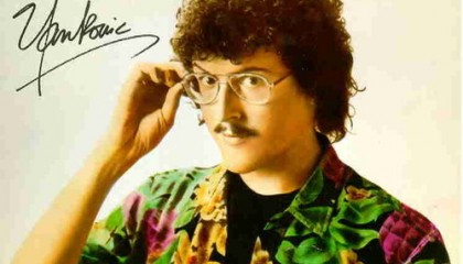 Dare to Be Stupid – Weird Al Yankovicin yhdeksän parasta omaa sävellystä